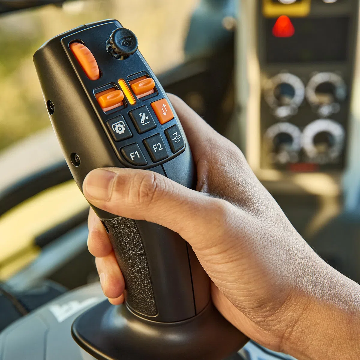 Thrustmaster SimTask FarmStick – Joystick de Simulación para Farming Simulator y Construcción, 33 Botones, Sensores Magnéticos H.E.A.R.T, Diseñado en Colaboración con Giants Software, PC