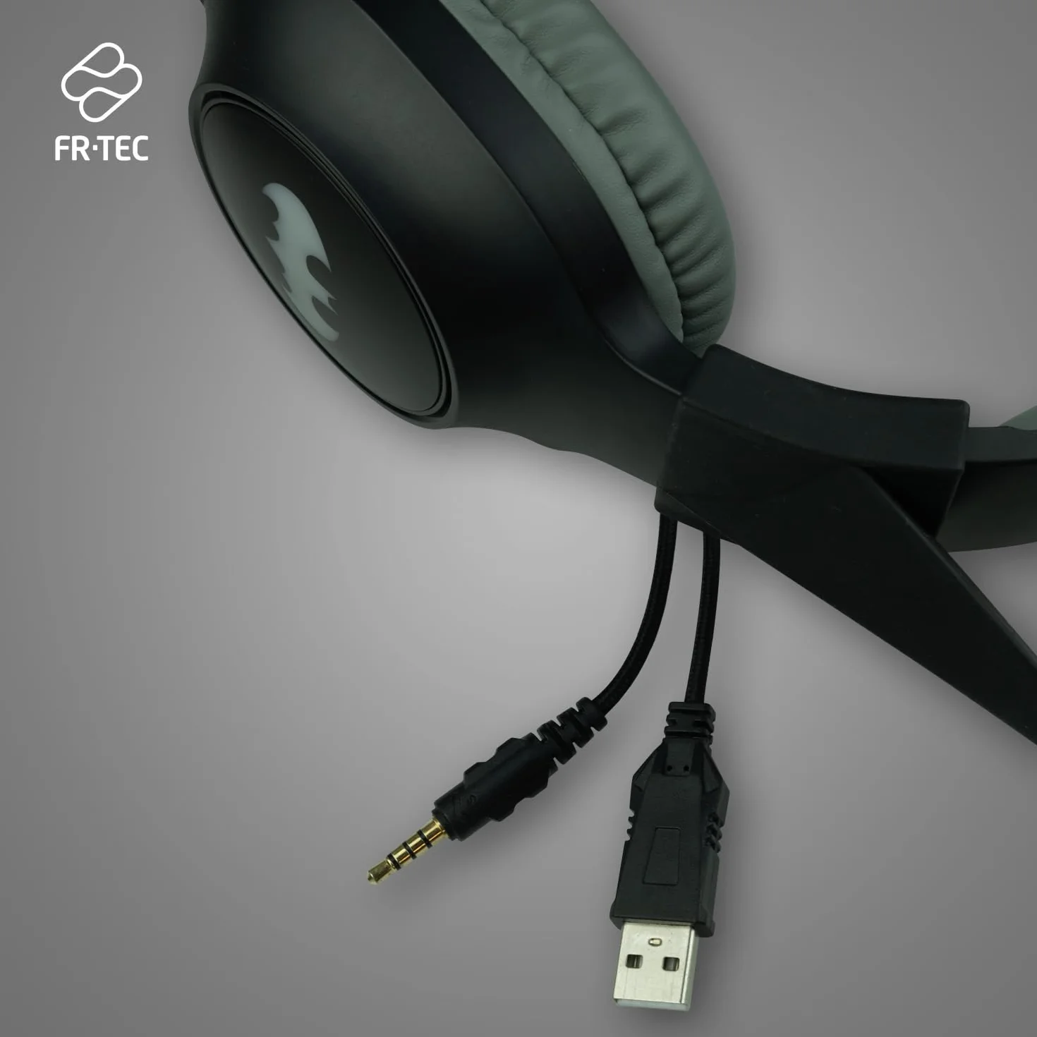 FRTEC - Auriculares Gaming Batman con Cable y Luz LED RGB, para PlayStation 5, PS4, Xbox Series X/S, Xbox One, Nintendo Switch, PC, Mac