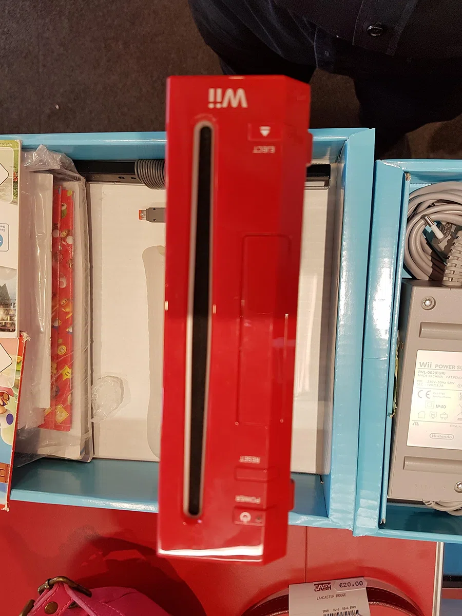 Nintendo Wii New Super Mario Bros Pack - juegos de PC (IBM PowerPC, 512 MB, SD, DVD, 2, 1) Rojo