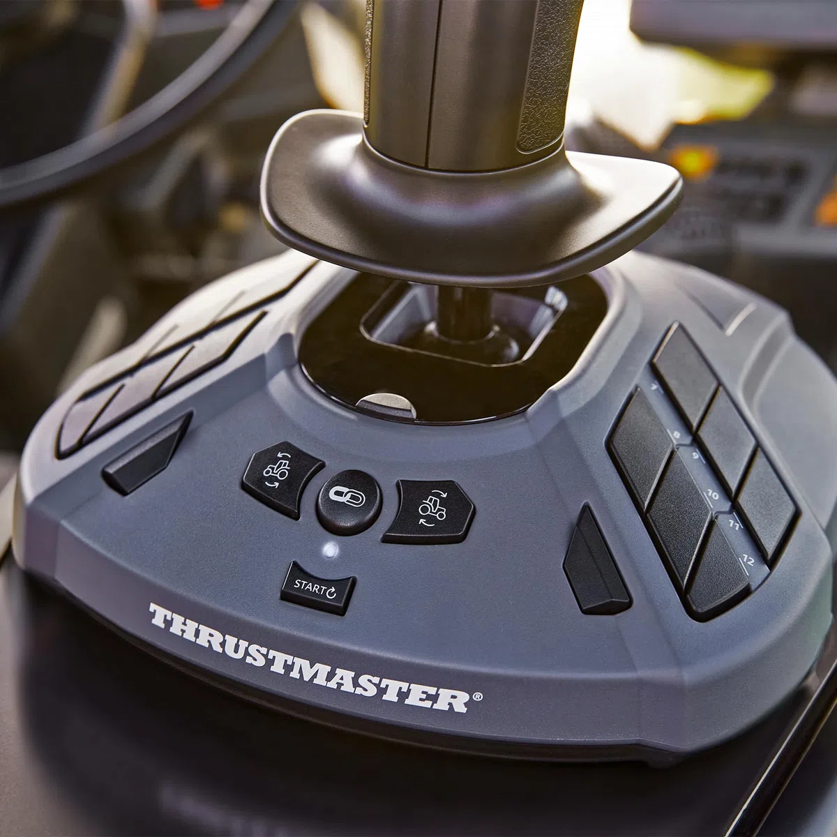 Thrustmaster SimTask FarmStick – Joystick de Simulación para Farming Simulator y Construcción, 33 Botones, Sensores Magnéticos H.E.A.R.T, Diseñado en Colaboración con Giants Software, PC