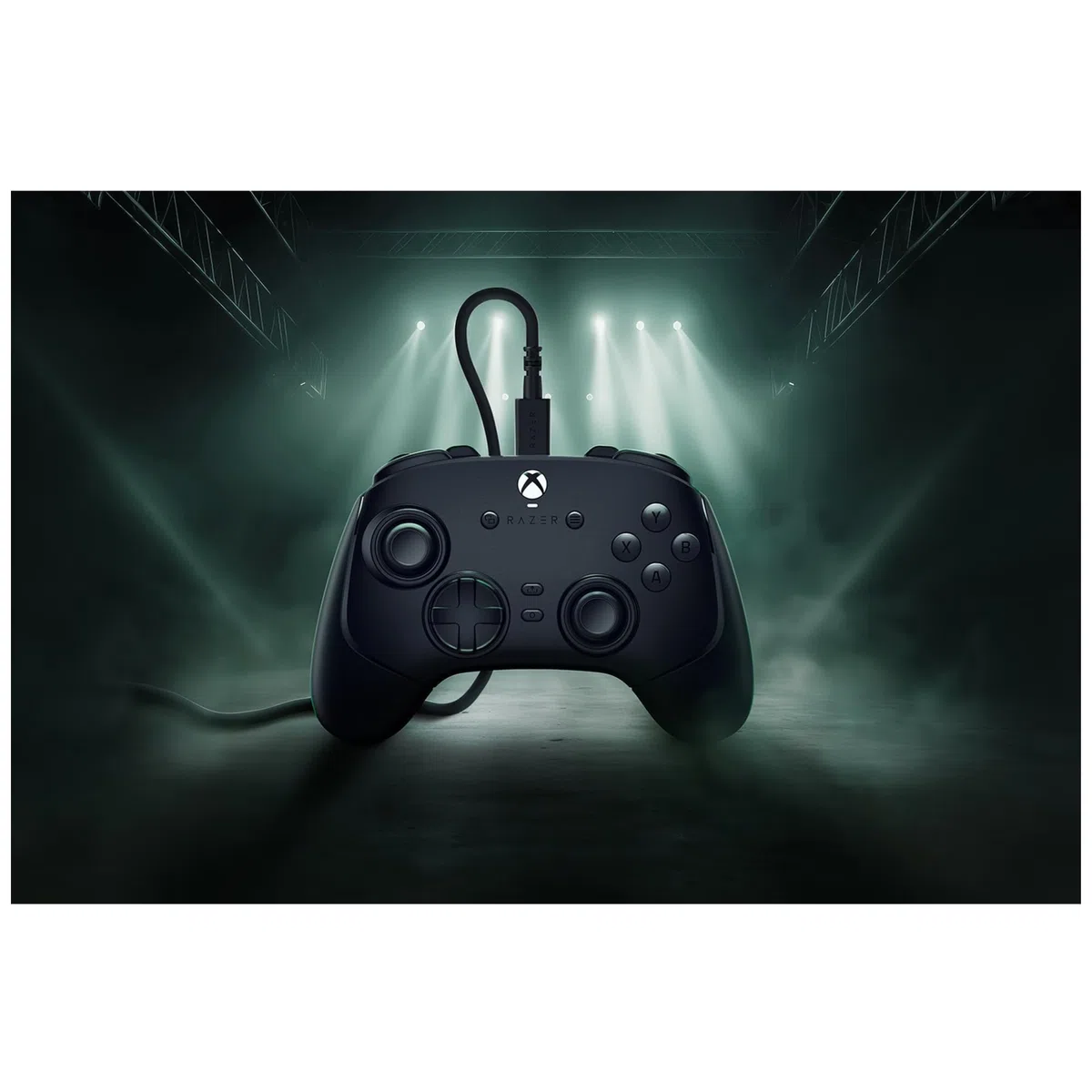 Razer Wolverine V3 Tournament Edition - Mando de deportes con cable para Xbox X|S y PC (botones de acción táctiles Mecha, HyperTriggers Pro, D-Pad de 8 direcciones, cable USB-C de 3m) Negro