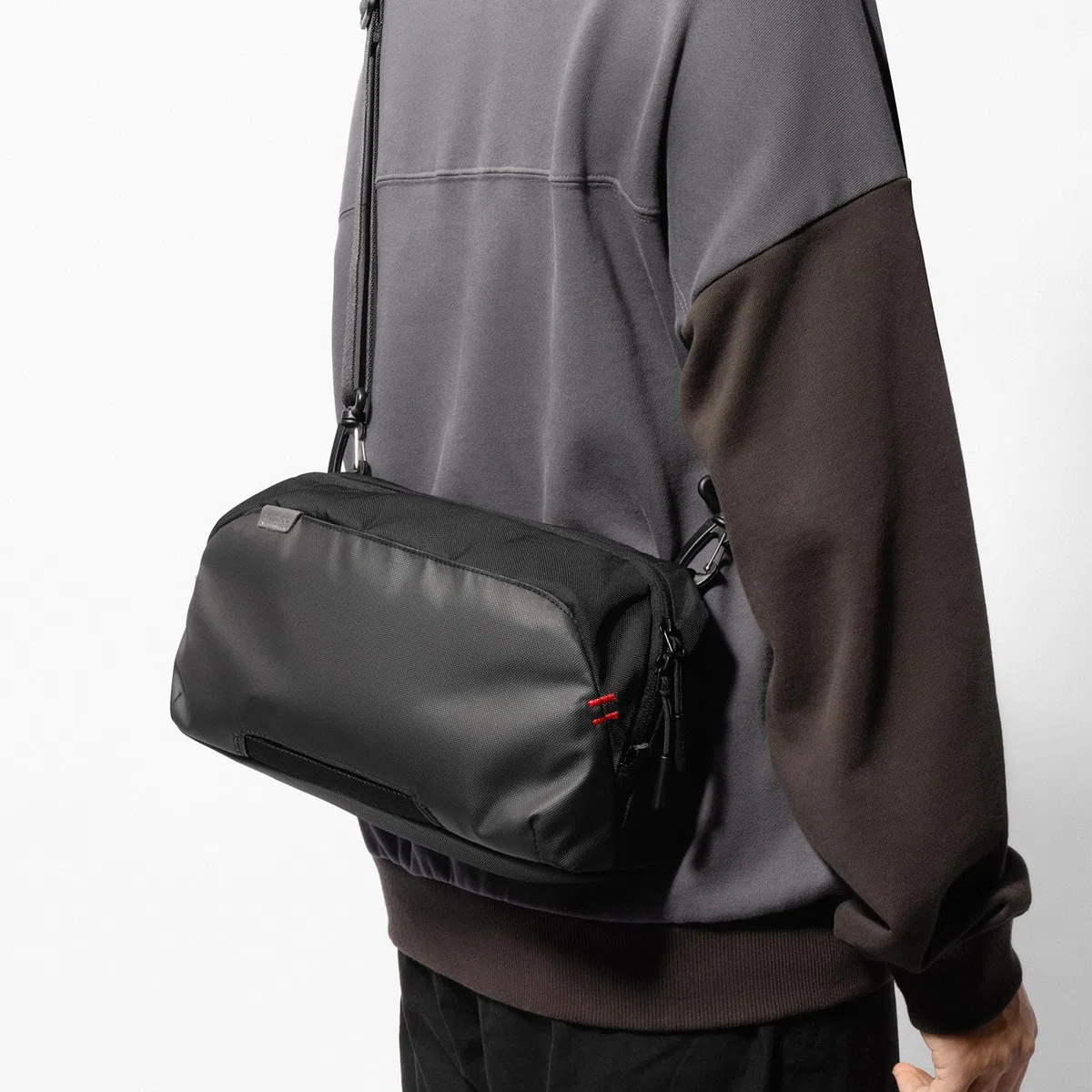 tomtoc Funda de Transporte para Consolas Steam Deck (OLED)/Nintendo Switch 2/ROG Xbox Ally (X)/PS Portal/MSI Claw 8/7 AI+ y Accesorios, Bolsa Protectora para Adaptador de AC, Ligera Bolsa de Viaje