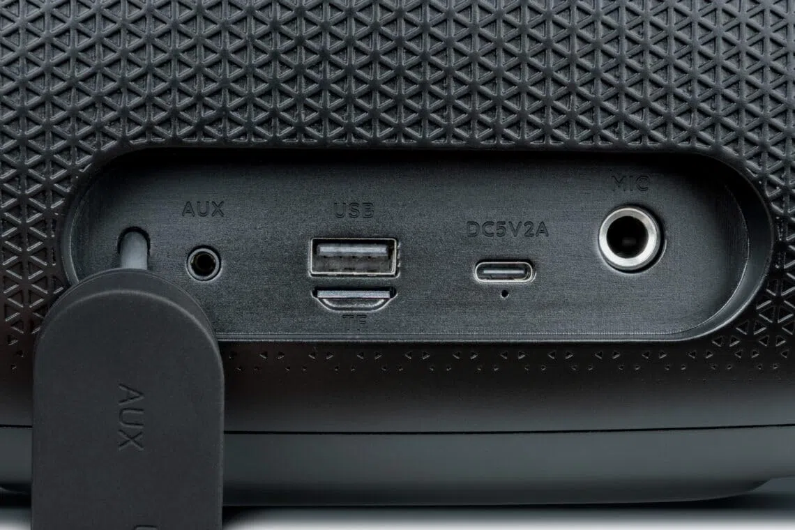 Altavoz inal�mbrico luminoso - BIGBEN - Mainstream 4 - Bluetooth, 100W, USB, Micro-SD, AUX-IN, bater�a 6000mAh